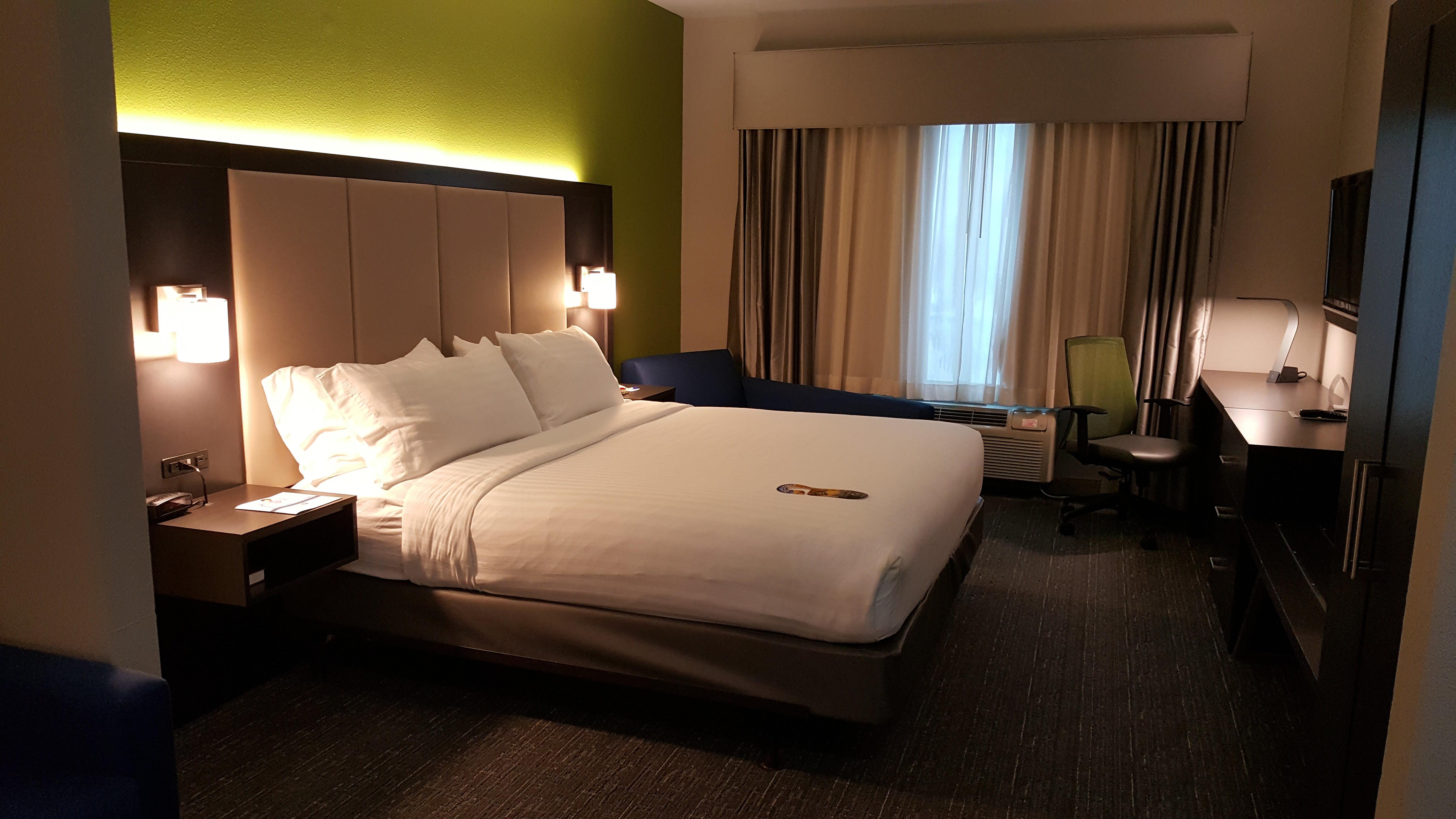 Holiday Inn Express Pearland By Ihg Bagian luar foto