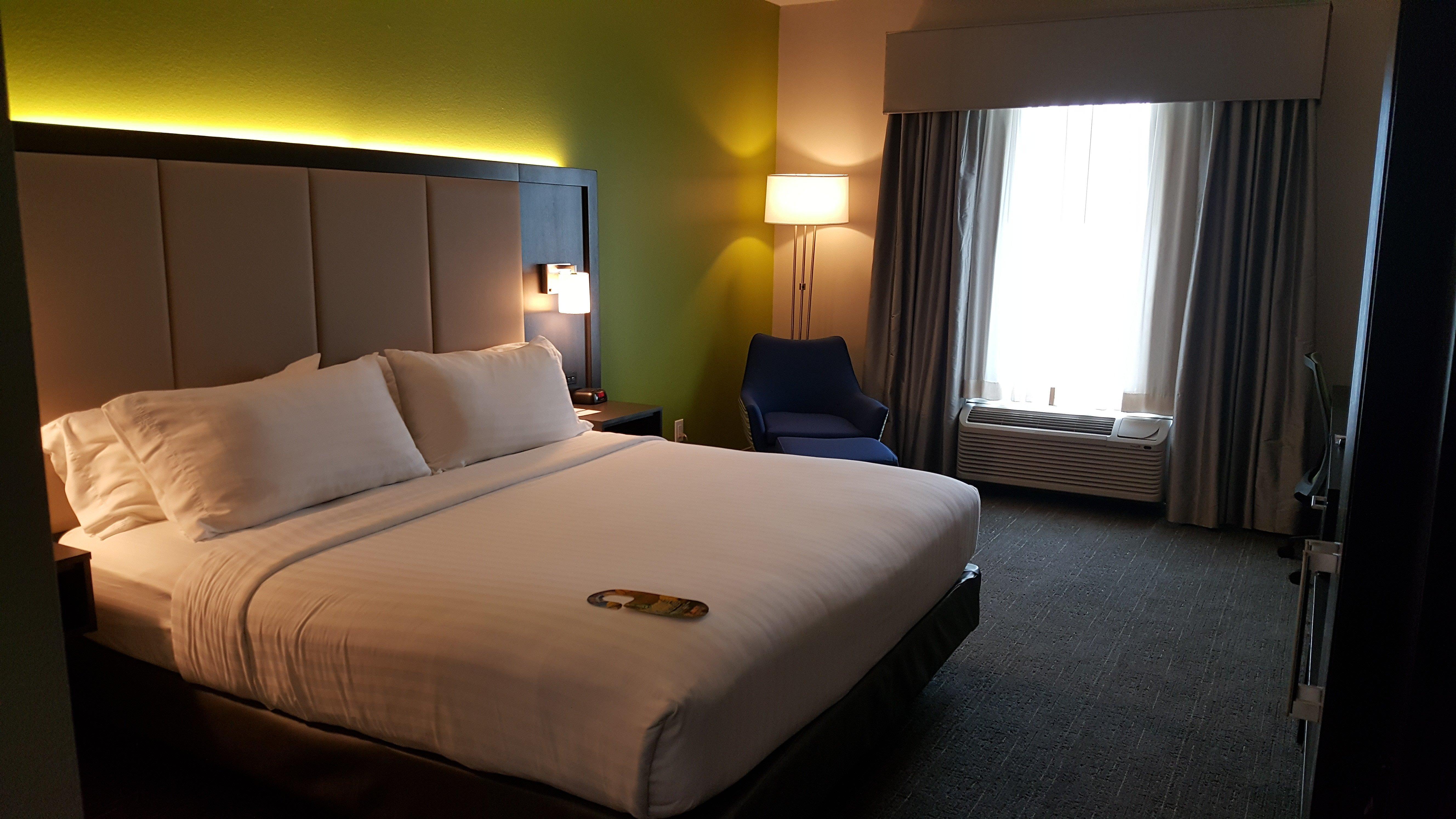 Holiday Inn Express Pearland By Ihg Bagian luar foto