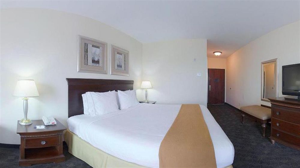 Holiday Inn Express Pearland By Ihg Bagian luar foto